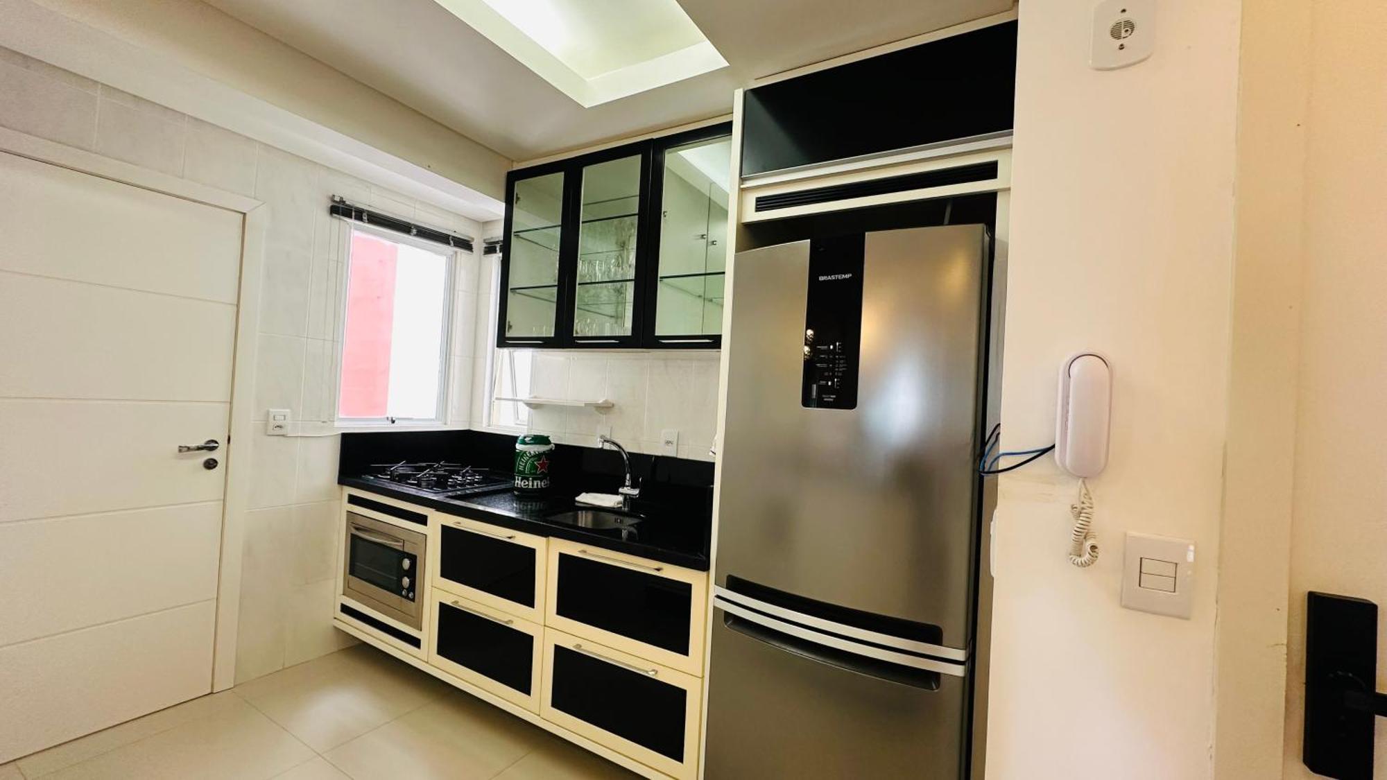 4 Dormitorios, 50 Metros Do Mar! Apartamento Balneario Camboriu
